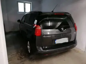 Peugeot 5008 e-HDI FAP 110 EGS6 StopStart Allure