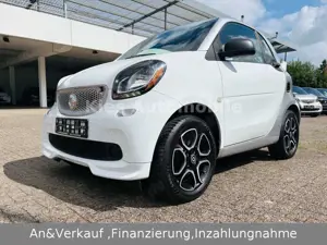 smart forTwo Brabus Packet 90Ps AUTOM/NAVI/LEDER/SITZH Bild 1