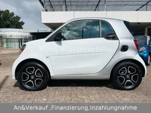 smart forTwo Brabus Packet 90Ps AUTOM/NAVI/LEDER/SITZH Bild 3