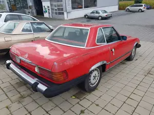 Mercedes-Benz SL 380 380 SL Rot