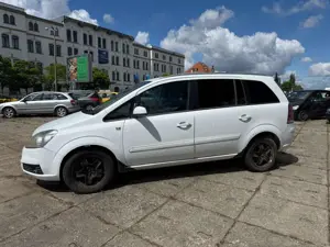 Opel Zafira 1.9 CDTI Bild 3