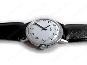 Seltene Saga Armbanduhr Bild 3