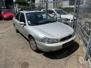 Ford Mondeo 2.0 Ghia X