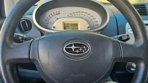 Subaru Justy Trend eFH TüV Neu R-CD Bild 4