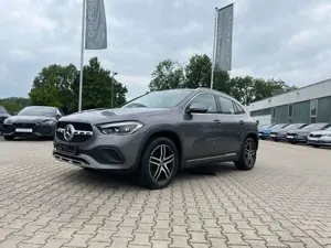 Mercedes-Benz GLA 200 d 4Matic Progressive *LED Leder Pano Kam