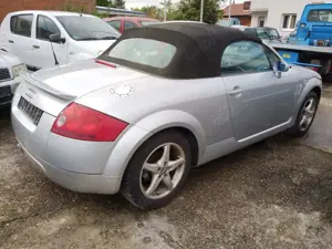 Audi TT 1.8 T Roadster (132kW) Bild 4