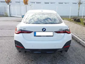 BMW i4 eDrive40 M Sport v. WA, ACC, AHK schwenkbar, Headup Display, Betriebssyst. OS8.5, Standheiz., Bild 2