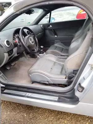 Audi TT 1.8 T Roadster (132kW) Bild 5