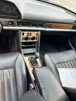 Mercedes-Benz 280 SE Oldtimer S-Klasse Bild 3