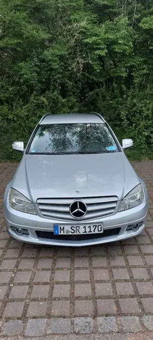 Mercedes-Benz 220 Kombilimusine