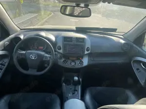 Toyota RAV 4 RAV 4 2.2 D-4D 4x4 Automatik Travel