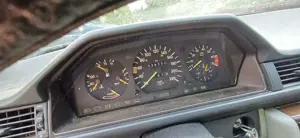 Mercedes-Benz E 230 E-Klasse TE Bild 3