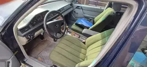 Mercedes-Benz E 230 E-Klasse TE Bild 4