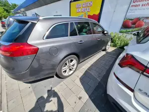 Opel Insignia Insignia Sports Tourer Diesel 2.0 CDTI Edition Bild 4