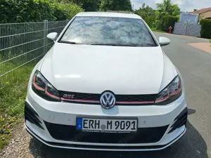 Volkswagen Golf GTI Golf VII 5-Türer DSG Performance