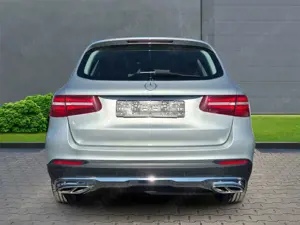 Mercedes-Benz GLC 250 d 4Matic+Anhängerkupplung+Navi+LED Bild 3