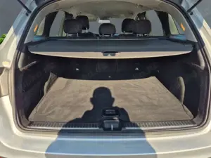 Mercedes-Benz GLC 250 d 4Matic+Anhängerkupplung+Navi+LED Bild 5