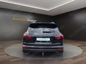 Porsche Cayenne Turbo 4.8 AHK Pano Bose Approved Bild 4