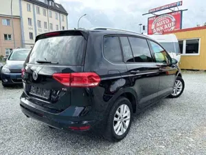 Volkswagen Touran Comfortline NAVI,2xPDC,Tempom+ACC,Service Bild 3