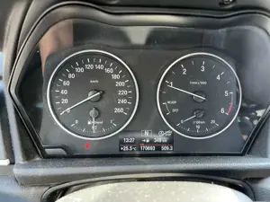 BMW 218 218d Active Tourer M Sport Bild 2