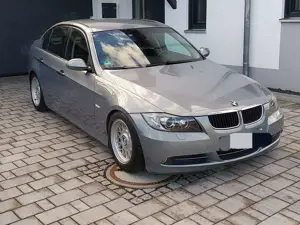 BMW 320 3er, E90, neuer Motor, AHK, Xenon