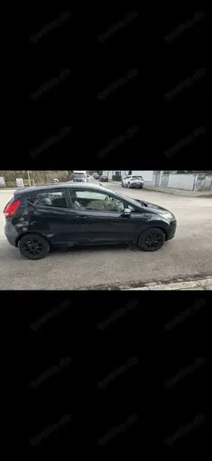 Ford Fiesta 1.4 Bild 2