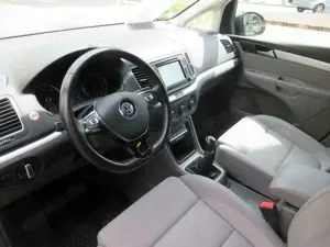 Volkswagen Sharan 2.0TDI 7Sitzer Comfortl Navi/ACC/Xen/SHZ/ Bild 5