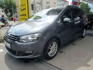 Volkswagen Sharan 2.0TDI 7Sitzer Comfortl Navi/ACC/Xen/SHZ/ Bild 2