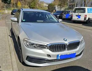 BMW 520 520i Touring Aut. Sport Line