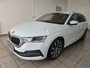 Skoda Octavia Combi 1.5 TSI LED Leder Virtual Pano HuD First Edt