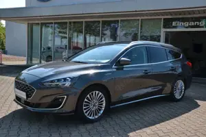 Ford Focus Turnier Vignale |HUD|Navi|LED|Pano|BO|GjR