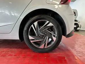 Hyundai i20 Trend Mild-Hybrid *1. Hd + DAB + AppleCarPlay* Bild 4