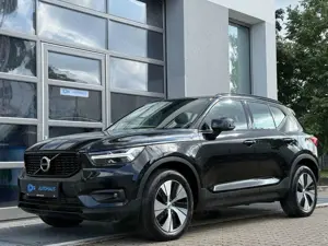 Volvo XC40 T5*ACC*R DESIGN*KAM*HARMAN*KEY*MEMORY*AHK