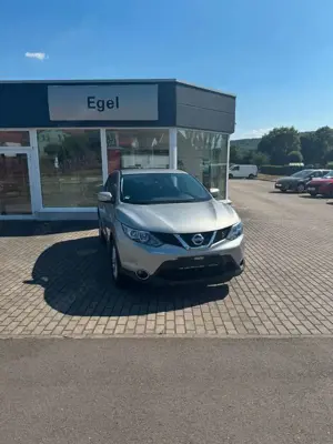 Nissan Qashqai Acenta 4x4 Bild 2