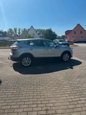 Nissan Qashqai Acenta 4x4 Bild 4