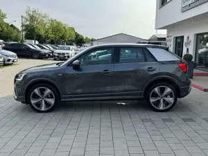 Audi Q2 35 TFSI S-Tronic S line LED Leder Navi Alu Bild 2