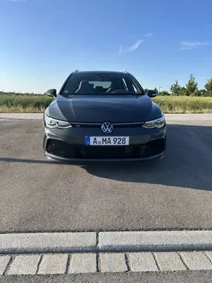 Volkswagen Golf Variant R-Line Bild 2