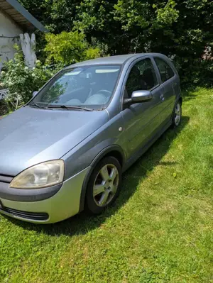 Opel Corsa Corsa  3-Türer 1.0 12V Enjoy Bild 3
