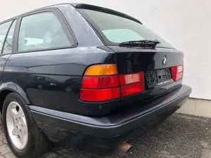 BMW 520 520i E34 touring Executive Klima/Leder/Alufelgen.. Bild 5