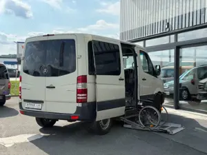 Mercedes-Benz Sprinter II Behindertengerecht-Lift-Automatik