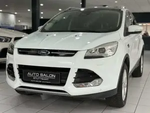 Ford Kuga Titanium 4x4 *PANO*BI-XEN*R-KAM*MFL*TEMP*LM