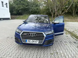 Audi SQ7 4.0 TDI quattro tiptronic
