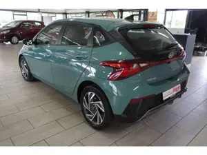 Hyundai i20 1.0 T-GDI Trend App Kamera Temp DAB BT Klima Bild 3
