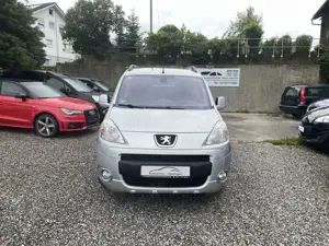 Peugeot Partner Tepee 120 VTi Premium Bild 1