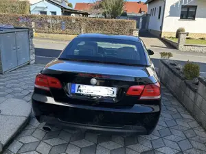 BMW 320 320i Bild 2