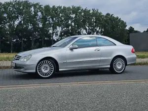 Mercedes-Benz CLK 200 CLK-Klasse Coupe Coupe Kompressor Avantgarde