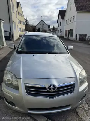 Toyota Avensis Avensis 2.2 D-CAT Combi Executive Bild 1