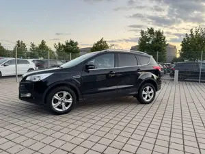 Ford Kuga 1.5 Sync Edition 1.Hand/Garantie !!