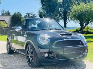 MINI John Cooper Works Cabrio Bild 5