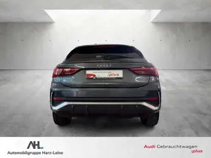 Audi Q3 Sportback 35 TFSI S line S-tronic LED Navi AHK Pan Bild 4